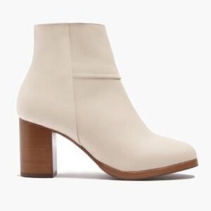NEW THURSDAY Daisy Modern Beige leather boots
